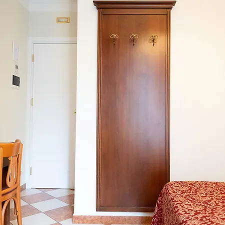Hotel RomAntica