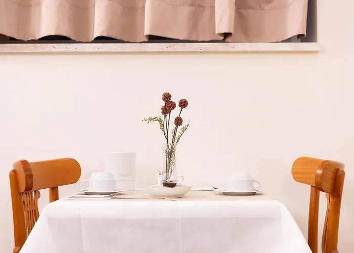 Hotel Romantica 3*